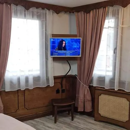 Hotel Chuchura Family 2*