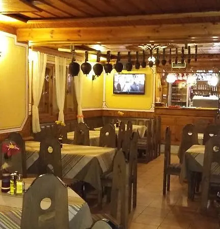 Hotel Chuchura Family 2*