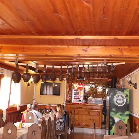 Otel Chuchura Family Koprivştitsa